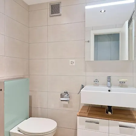 Les Ambassadeurs B 3 By Interhome Appartamento Crans-Montana