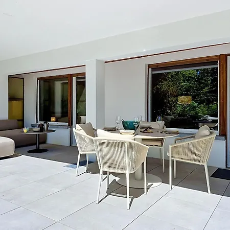 Appartamento Les Ambassadeurs B 3 By Interhome